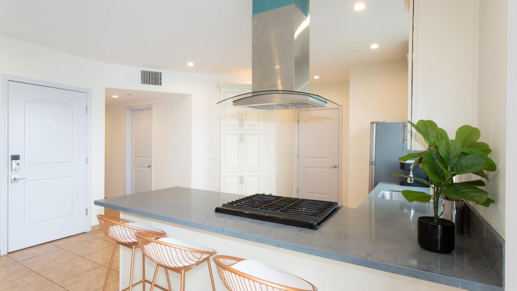 Three-Bedroom Hollywood Condo Los Angeles Exteriér fotografie